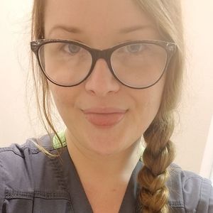 Meet your Posher, Candice